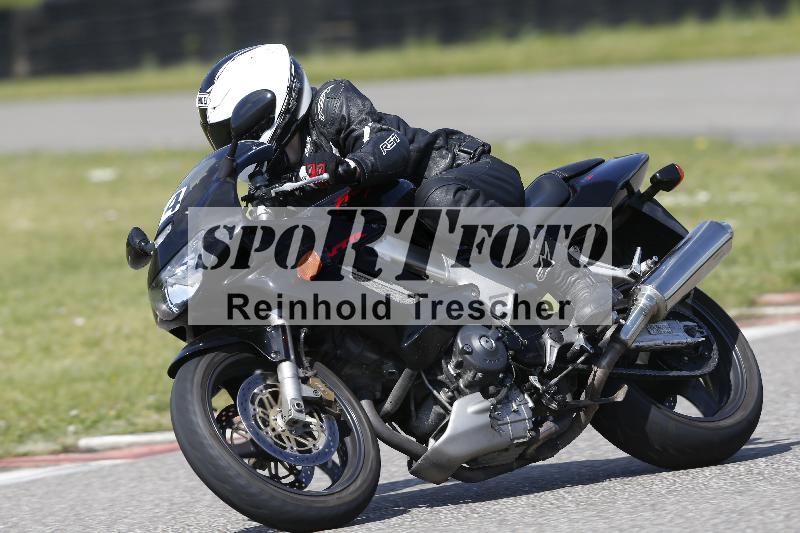 Archiv-2025/09 22.04.2025 Cornu Master School ADR/gruen-vert/14